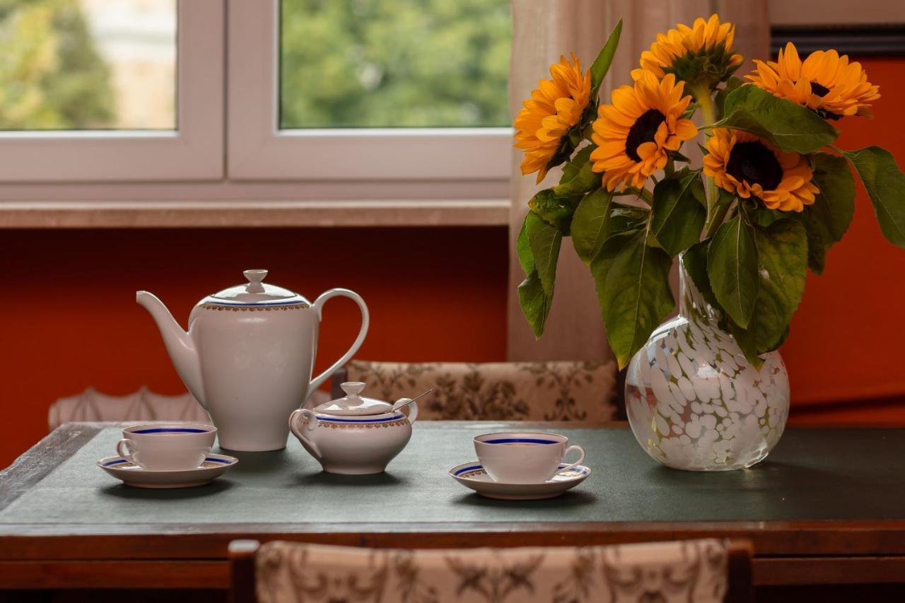 Warsaw New Town Square Apartment For 5 Guests By Noclegi Renters Eksteriør bilde